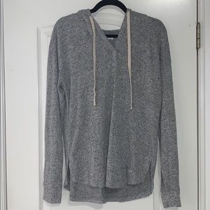 hollister long sleeve hooded shirt